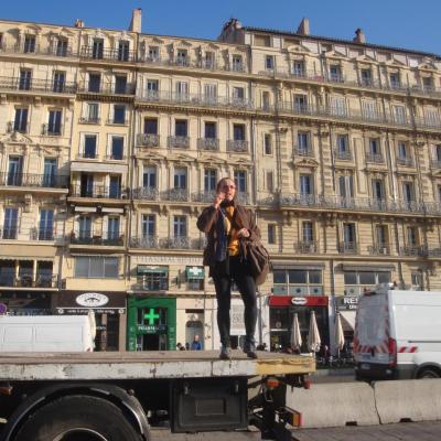 Notre animatrice BETTINA sur le Vieux Port